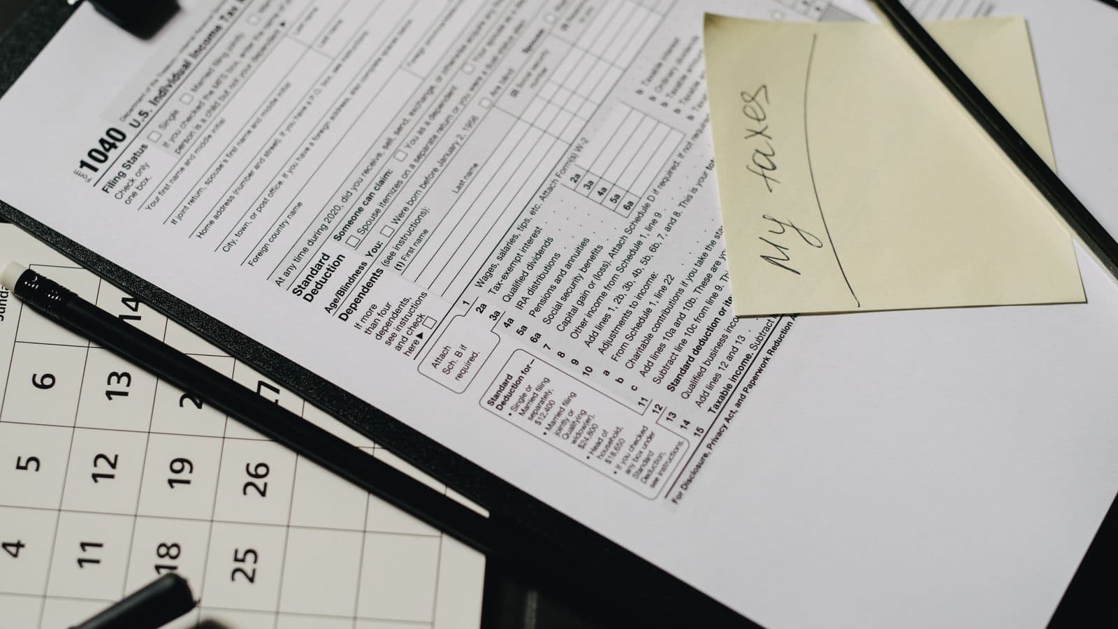 Two entity ledgers being compared during an intercompany reconciliation